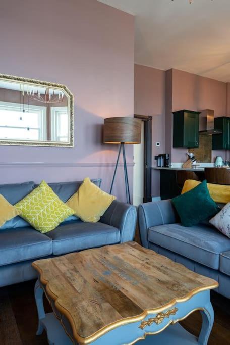 Stylish Beachfront Apartment, Sweeping Ocean Views And Luxury Touches Herne Bay Exterior foto